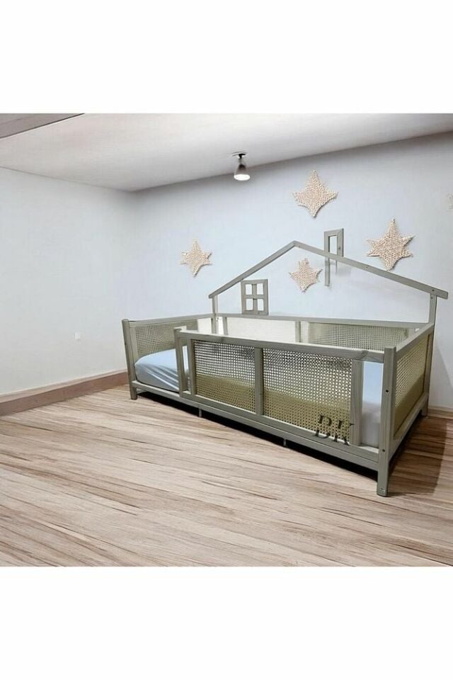 Hasır Detaylı Wicker Doğal Ahşap Montessori Bebek ve Çocuk Karyolası