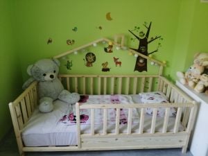 Baby Kinder Back Roofed Doğal Ahşap Yatak Montessori Bebek ve Çocuk Karyolası